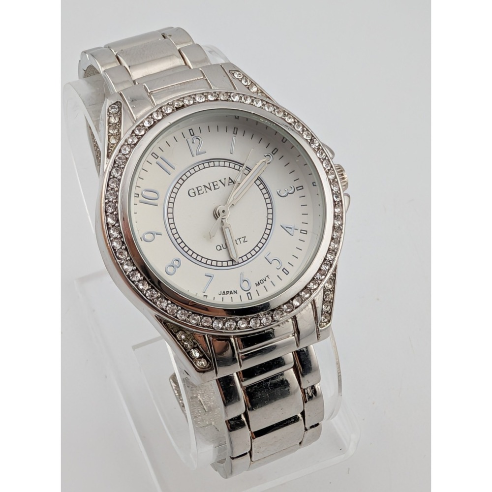 Geneva Watch Women 35mm Case Crystal Silver Bezel Bangle Band- New Battery